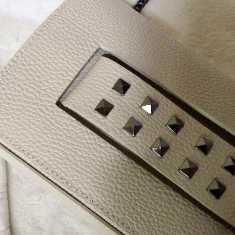 Off white House Of Harlow purse, NWTGS - Picture 6 of 13